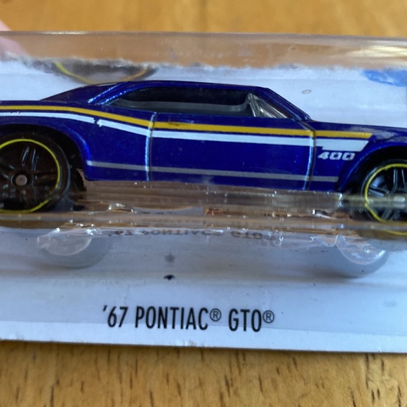 Mattel Hot Wheels 67’ Pontiac GTO Car Toy made in Malaysia new #HWM - Picture 8 of 10